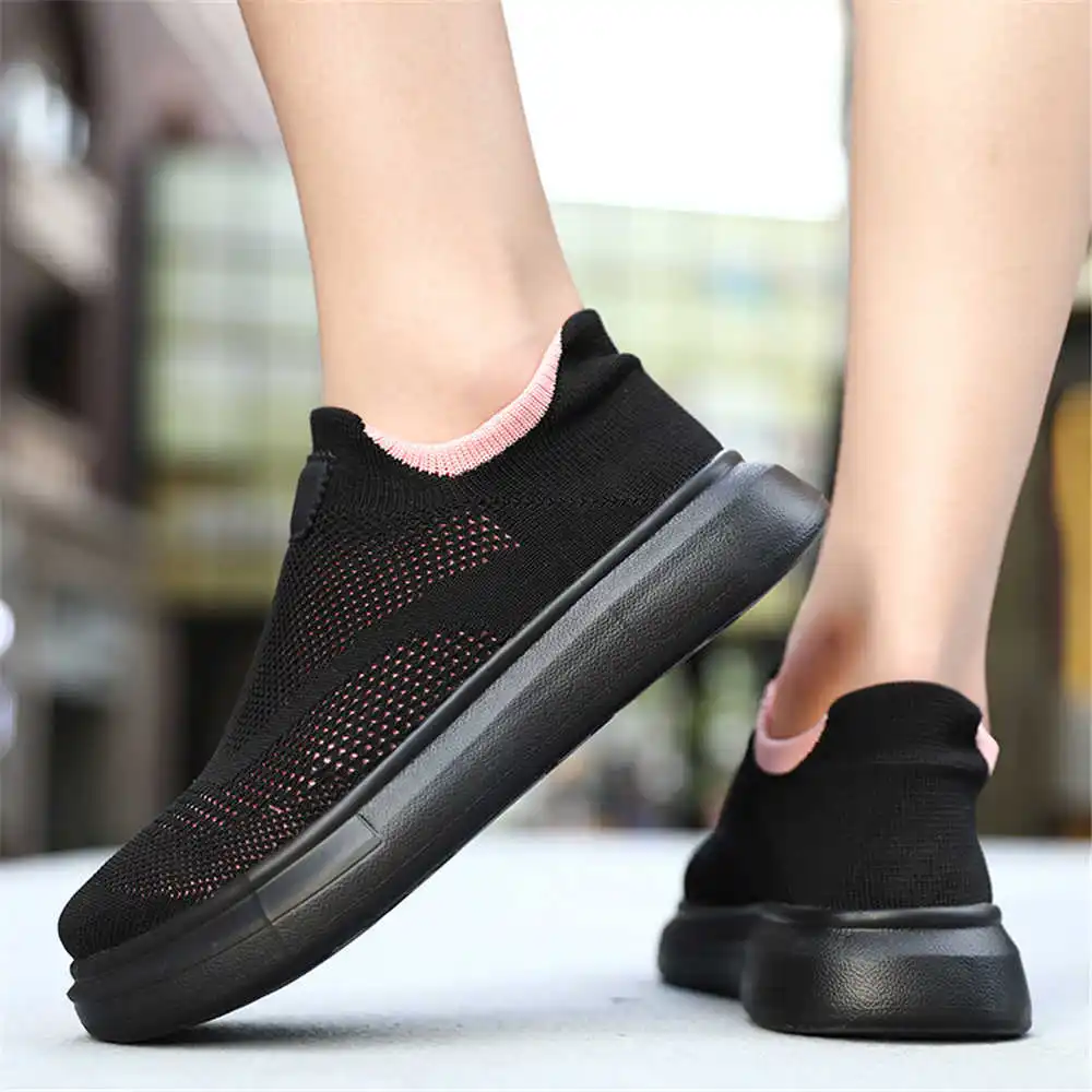 Badminton News - Stoking Platform sepatu cokelat untuk wanita